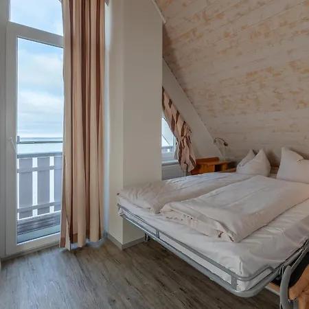 Kapitaensdeck 495 Rechlin